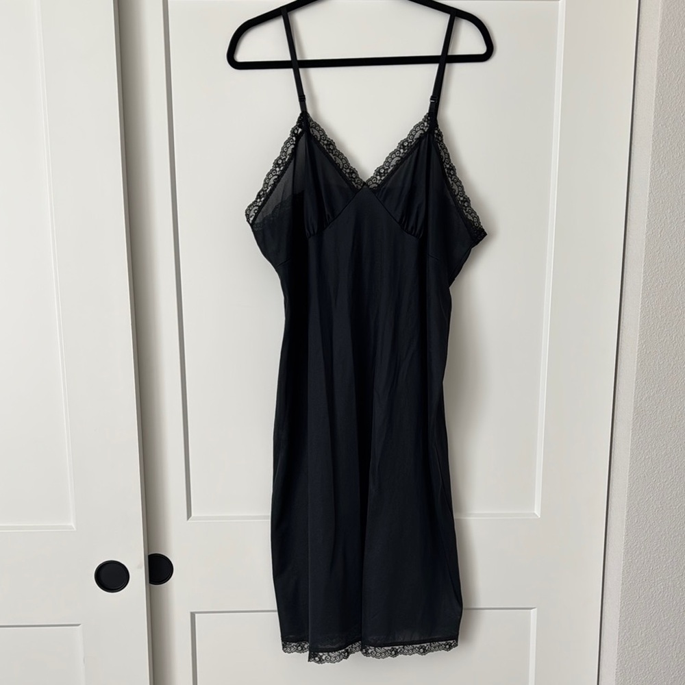Vintage Plus Size Black Lace Trim Slip